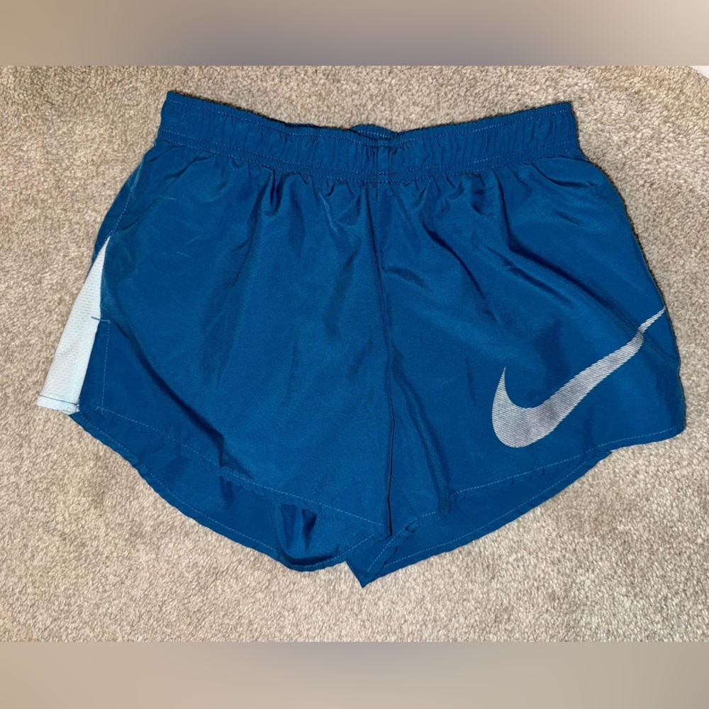 Women’s Nike Dri-fit running shorts small